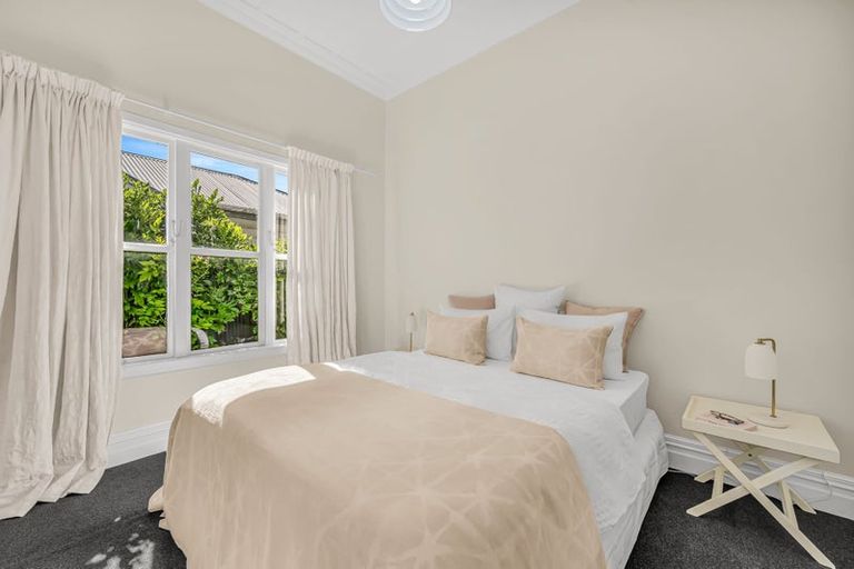 Photo of property in 702 Avenue Road West, Saint Leonards, Hastings, 4120
