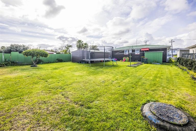 Photo of property in 70 Cargill Street, Papakura, 2110