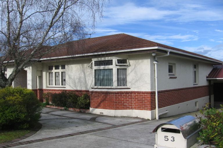 Photo of property in 53 Forest Lake Road, Forest Lake, Hamilton, 3200
