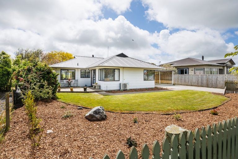 Photo of property in 12 Humber Street, Rongotea, 4476
