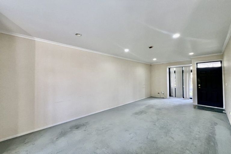 Photo of property in Tuscany Towers, 85/1 Ambrico Place, New Lynn, Auckland, 0600