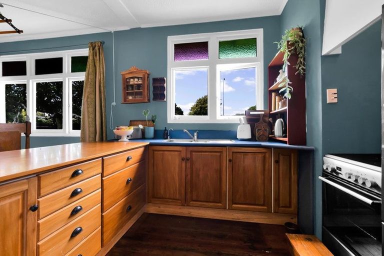 Photo of property in 15 Lear Street, Stratford, 4332