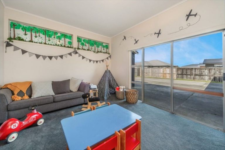 Photo of property in 5 Warwick Avenue, St Andrews, Hamilton, 3200
