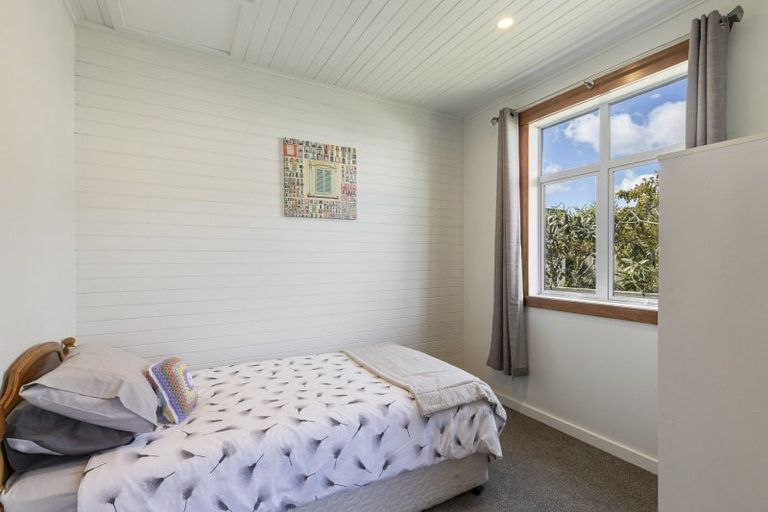 Photo of property in 7b French Street, Moturoa, New Plymouth, 4310