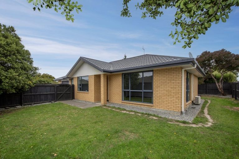 Photo of property in 6a Peel Close, Rolleston, 7614