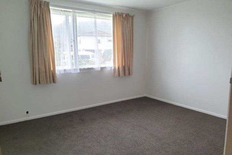 Photo of property in 9a Helvetia Grove, Naenae, Lower Hutt, 5011