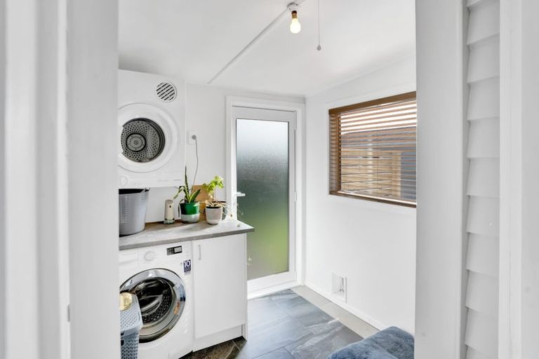 Photo of property in 147 Tasman Street, Opunake, 4616