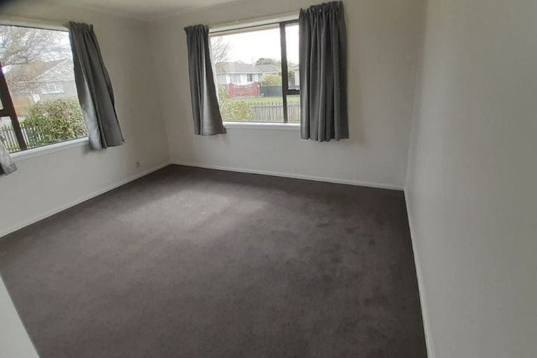 Photo of property in 28 Leicester Crescent, Hoon Hay, Christchurch, 8025