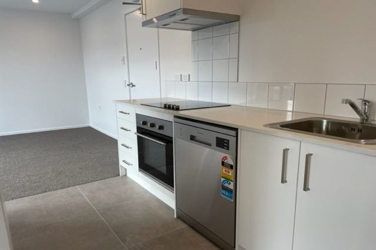 Photo of property in 108/28c Eileen Newey Place, Henderson, Auckland, 0612