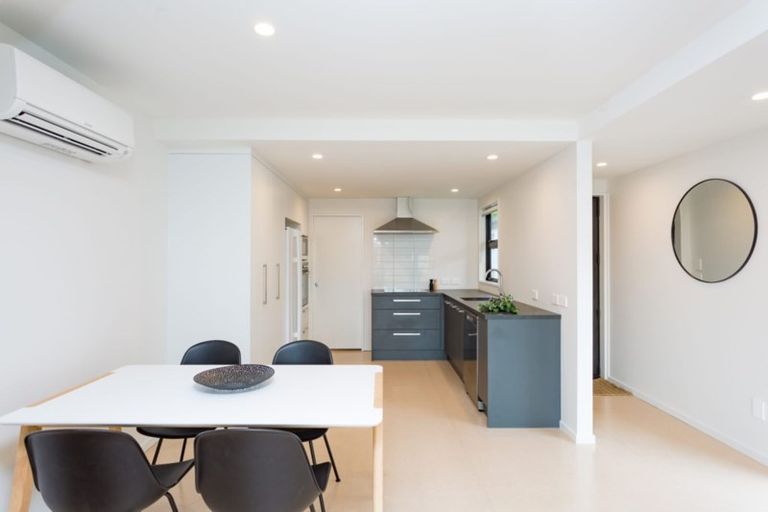 Photo of property in 1/176 Edgeware Road, Edgeware, Christchurch, 8013