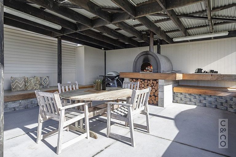 Photo of property in 36 George Street, Riverhead, 0820