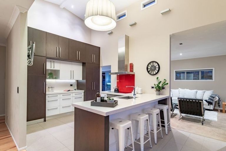 Photo of property in 25a Riverstone Drive, Riverstone Terraces, Upper Hutt, 5018