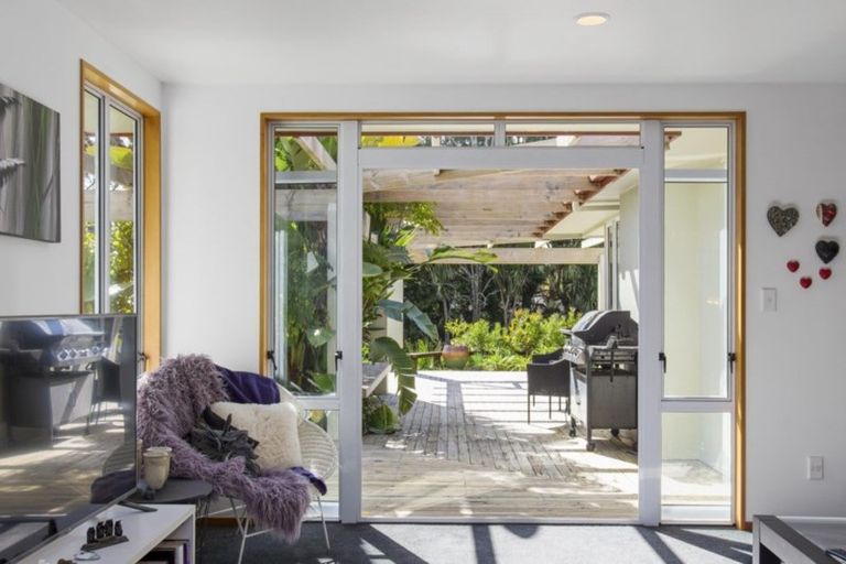 Photo of property in 19r Freeburn Road, Pyes Pa, Tauranga, 3112