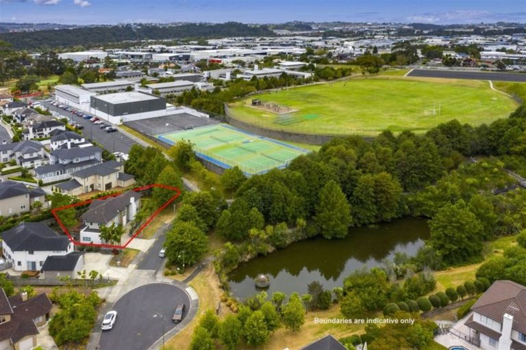 Photo of property in 64 English Oak Drive, Schnapper Rock, Auckland, 0632