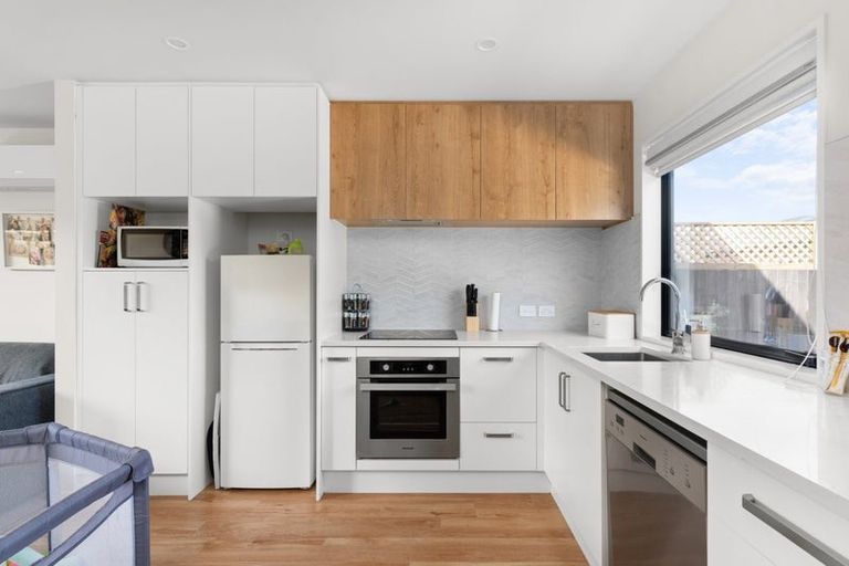 Photo of property in 10/9 Marcroft Street, Woolston, Christchurch, 8062