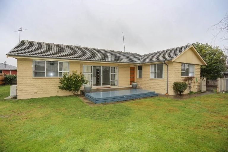 Photo of property in 6a Mendip Place, Casebrook, Christchurch, 8051