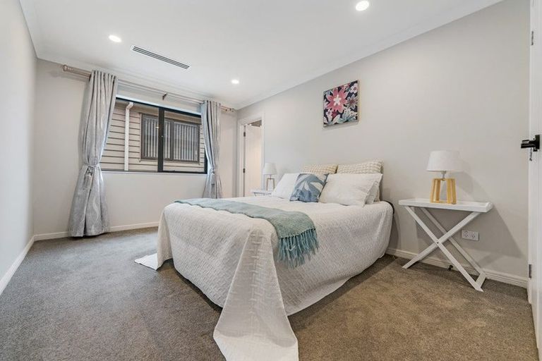Photo of property in 11 Castlebane Drive, Flat Bush, Auckland, 2019