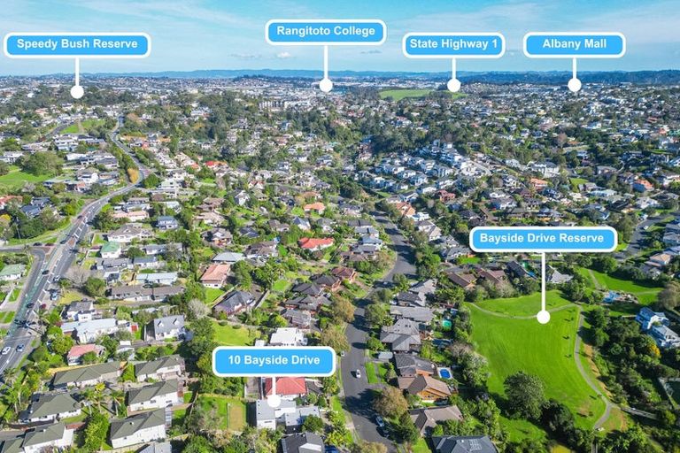 Photo of property in 10 Bayside Drive, Browns Bay, Auckland, 0630