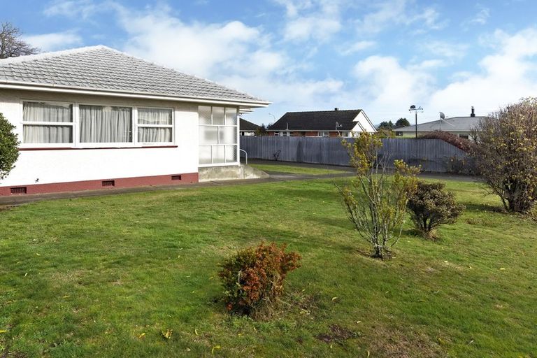 Photo of property in 6 Keats Crescent, Stoke, Nelson, 7011