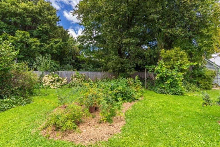 Photo of property in 129 Main Street, Greytown, 5712