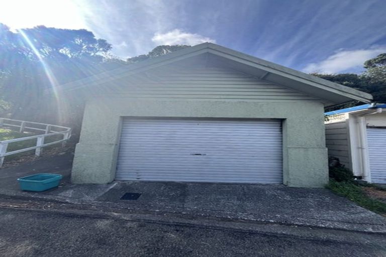 Photo of property in 70 Pembroke Road, Northland, Wellington, 6012