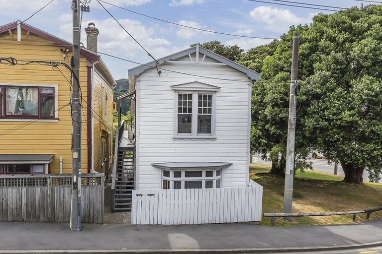 Photo of property in 149 Wallace Street, Mount Cook, Wellington, 6021