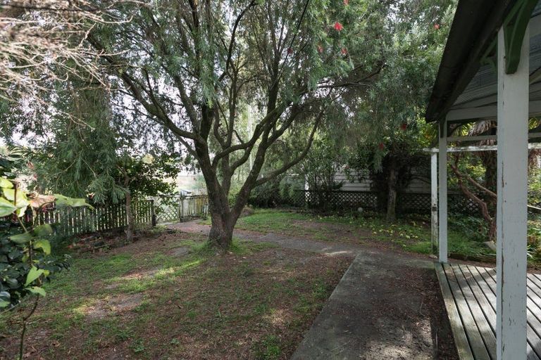 Photo of property in 27 Carruthers Street, Otane, 4202