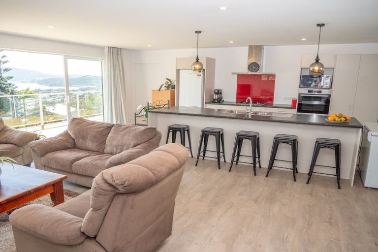 Photo of property in 5 Eagles Way, Cable Bay, 0420