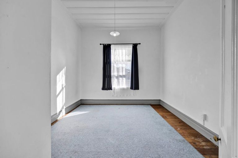 Photo of property in 176 Glover Road, Hawera, 4610