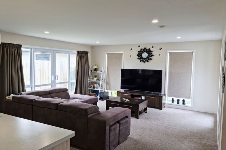 Photo of property in 37 Maka Lane, Halswell, Christchurch, 8025