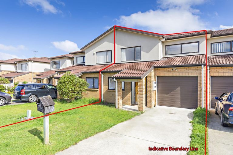 Photo of property in 65 Naylors Drive, Mangere, Auckland, 2022
