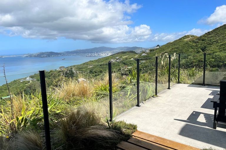 Photo of property in 17 Promontory Crescent, Newlands, Wellington, 6037