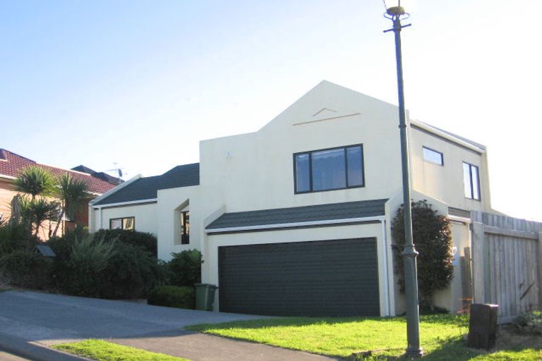 Photo of property in 13 Bathgate Street, Johnsonville, Wellington, 6037