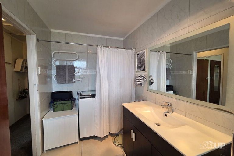 Photo of property in 2/67 Coronation Road, Papatoetoe, Auckland, 2025