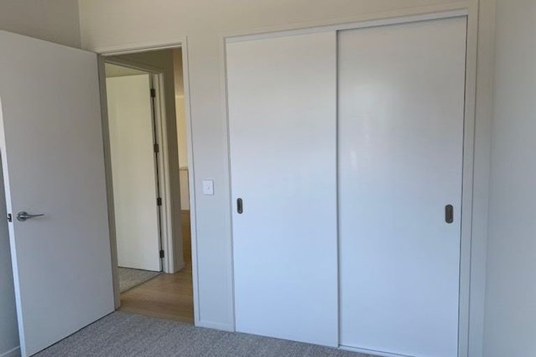 Photo of property in 1/96 Clark Road, Hobsonville, Auckland, 0616