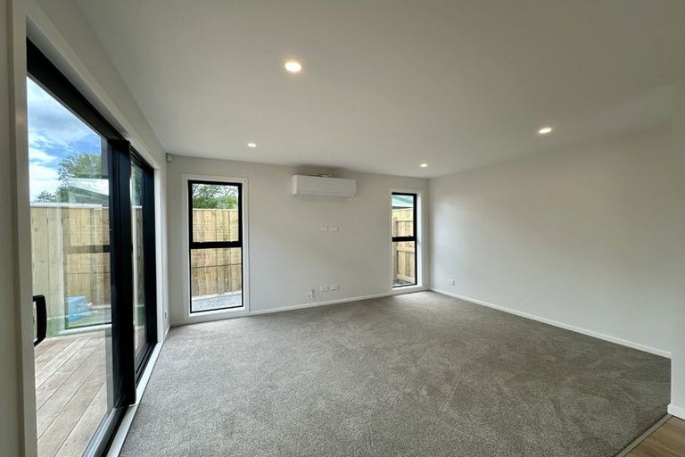 Photo of property in 17 Gibson Crescent, Naenae, Lower Hutt, 5011