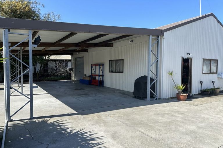 Photo of property in 1 Buchanan Street, Bay View, Napier, 4104