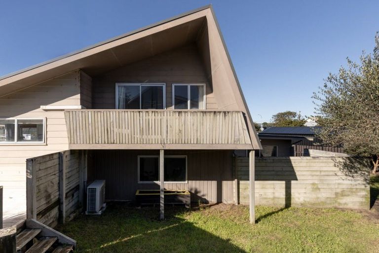 Photo of property in 144 Karewa Parade, Papamoa Beach, Papamoa, 3118