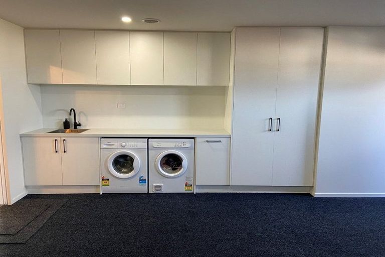 Photo of property in 6 Crosado Place, Rolleston, 7614