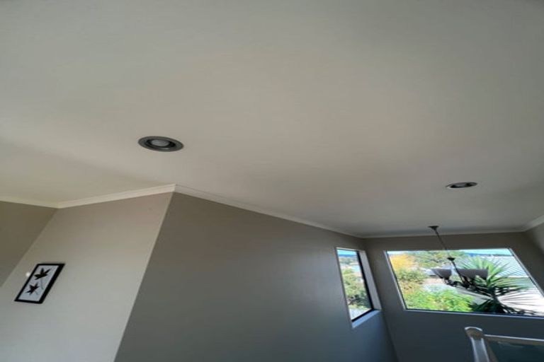 Photo of property in 68 Clover Drive, Henderson, Auckland, 0610