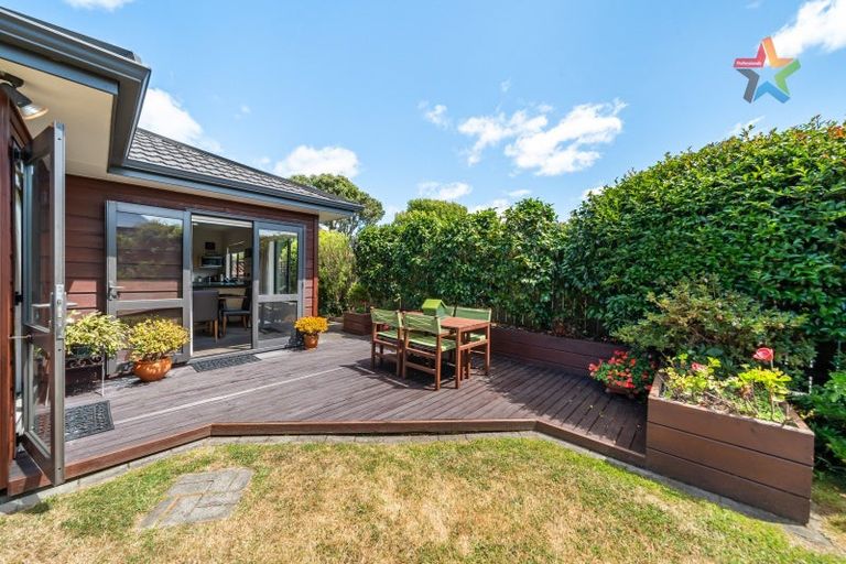 Photo of property in 27a Malone Road, Waterloo, Lower Hutt, 5011