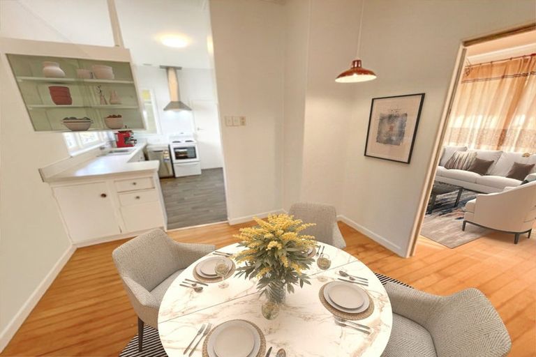 Photo of property in 21 Kereru Street, Henderson, Auckland, 0612