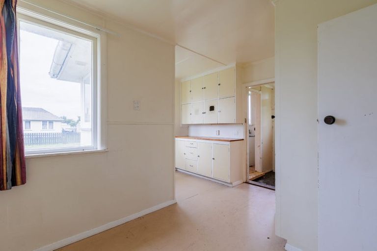 Photo of property in 35 Hartgill Crescent, Dannevirke, 4930