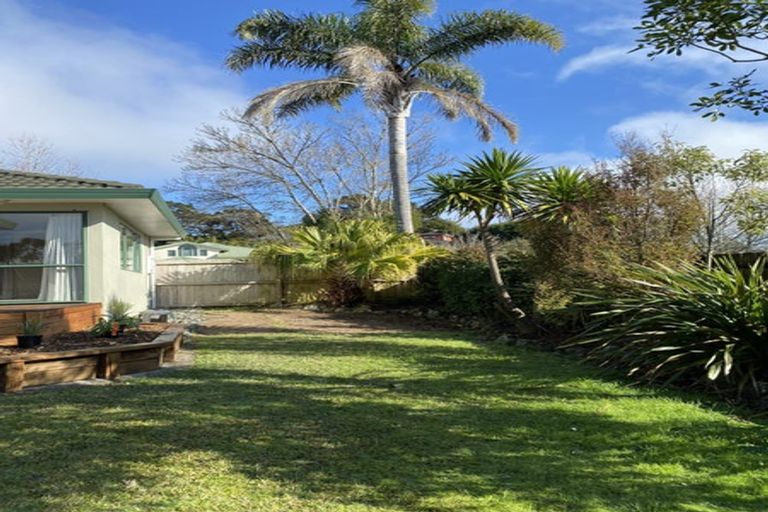 Photo of property in 30 Bushlands Park Drive, Albany, Auckland, 0632
