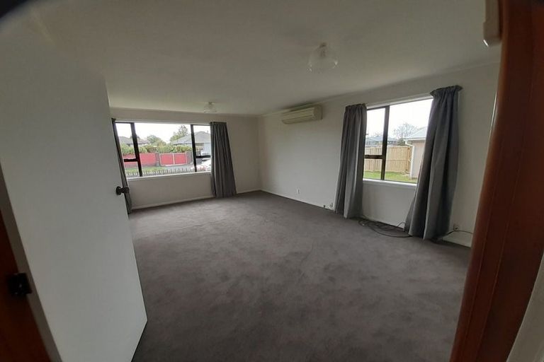 Photo of property in 28 Leicester Crescent, Hoon Hay, Christchurch, 8025