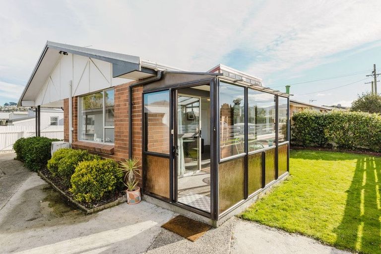 Photo of property in 44 Bird Street, Saint Kilda, Dunedin, 9012