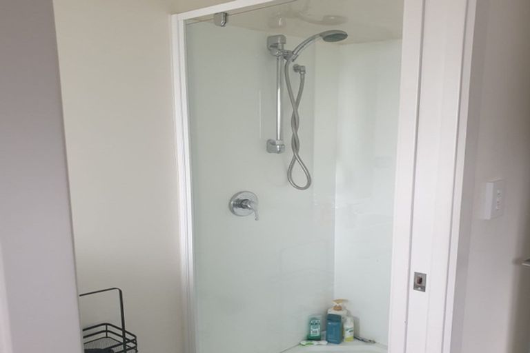 Photo of property in 1b Trosk Place, Waiuku, 2123