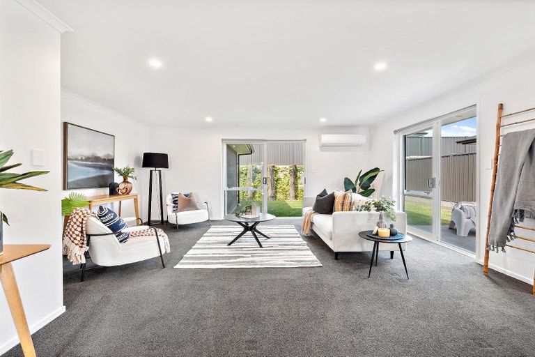 Photo of property in 18 Tabraham Crescent, Pyes Pa, Tauranga, 3112