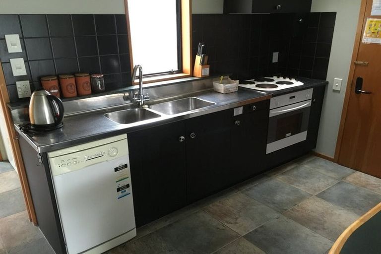 Photo of property in 1/72 Cranford Street, St Albans, Christchurch, 8014