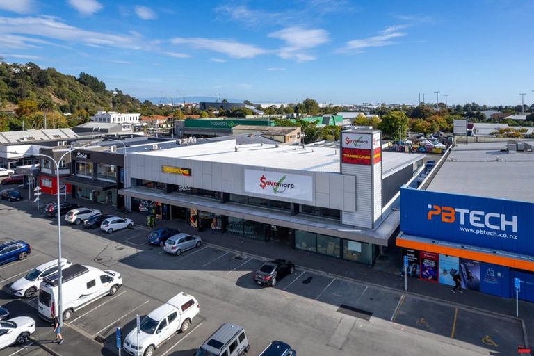 Photo of property in 16 Stirling Crescent, Hokowhitu, Palmerston North, 4410